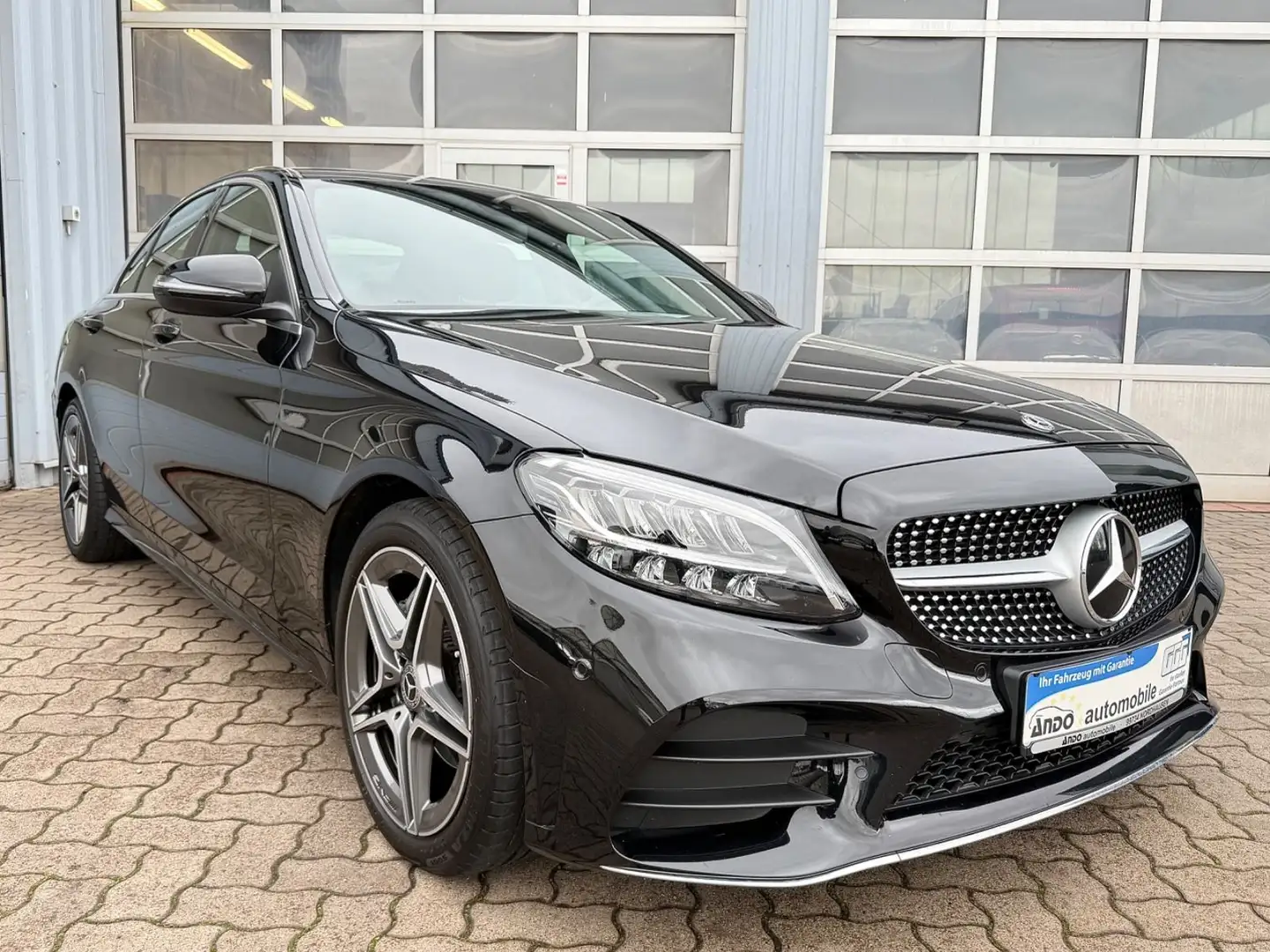 Mercedes-Benz C 180 Autom. Lim. AMG-Line + Edition 19 Noir - 1