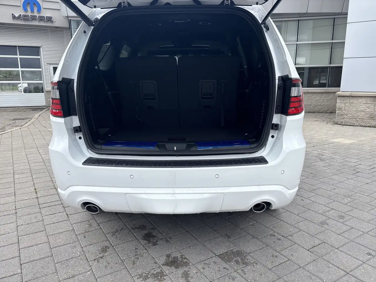 Dodge Durango снимка Dodge Durango