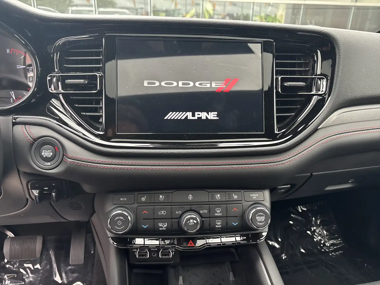Dodge Durango снимка Dodge Durango