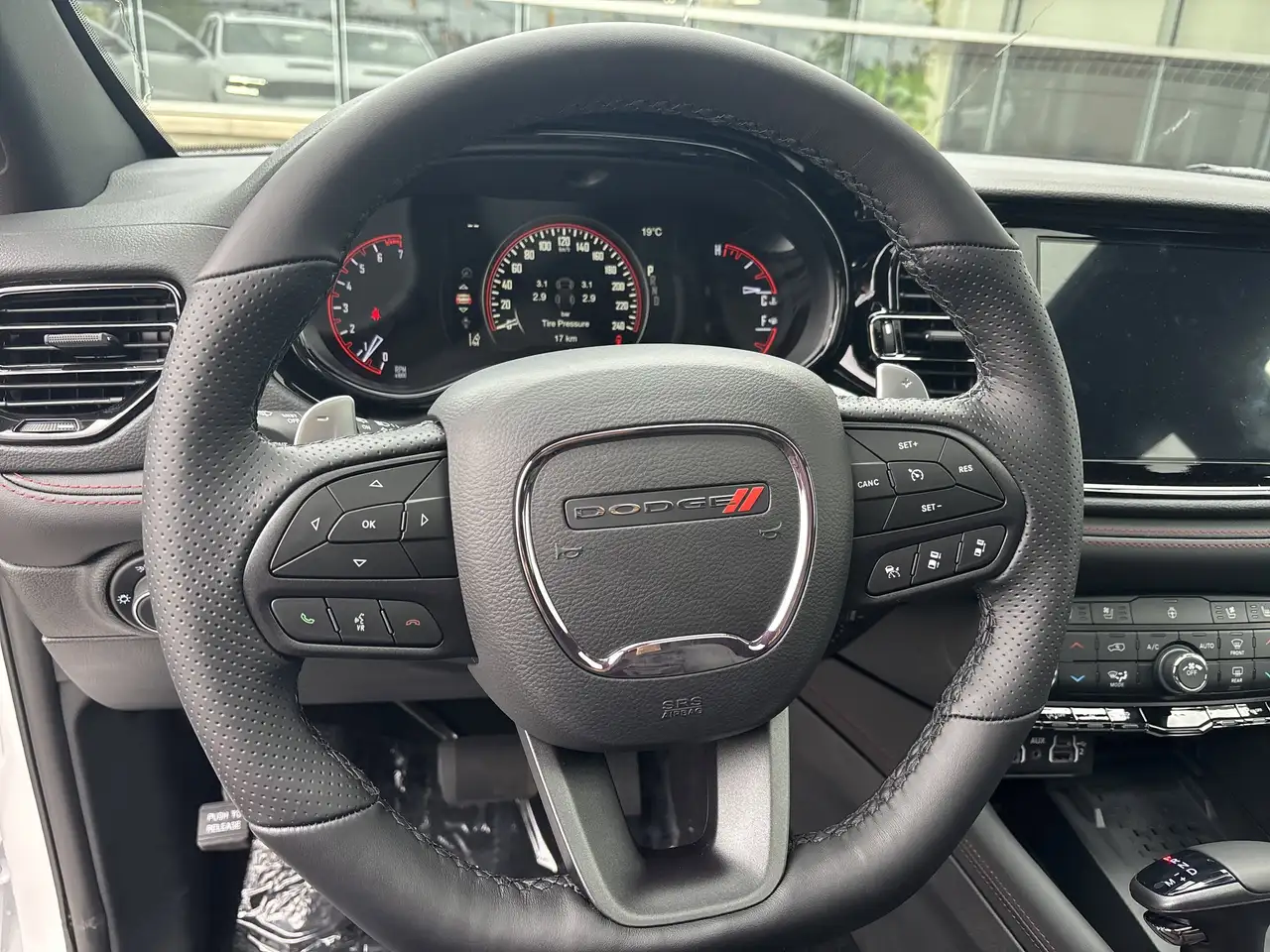 Dodge Durango снимка Dodge Durango