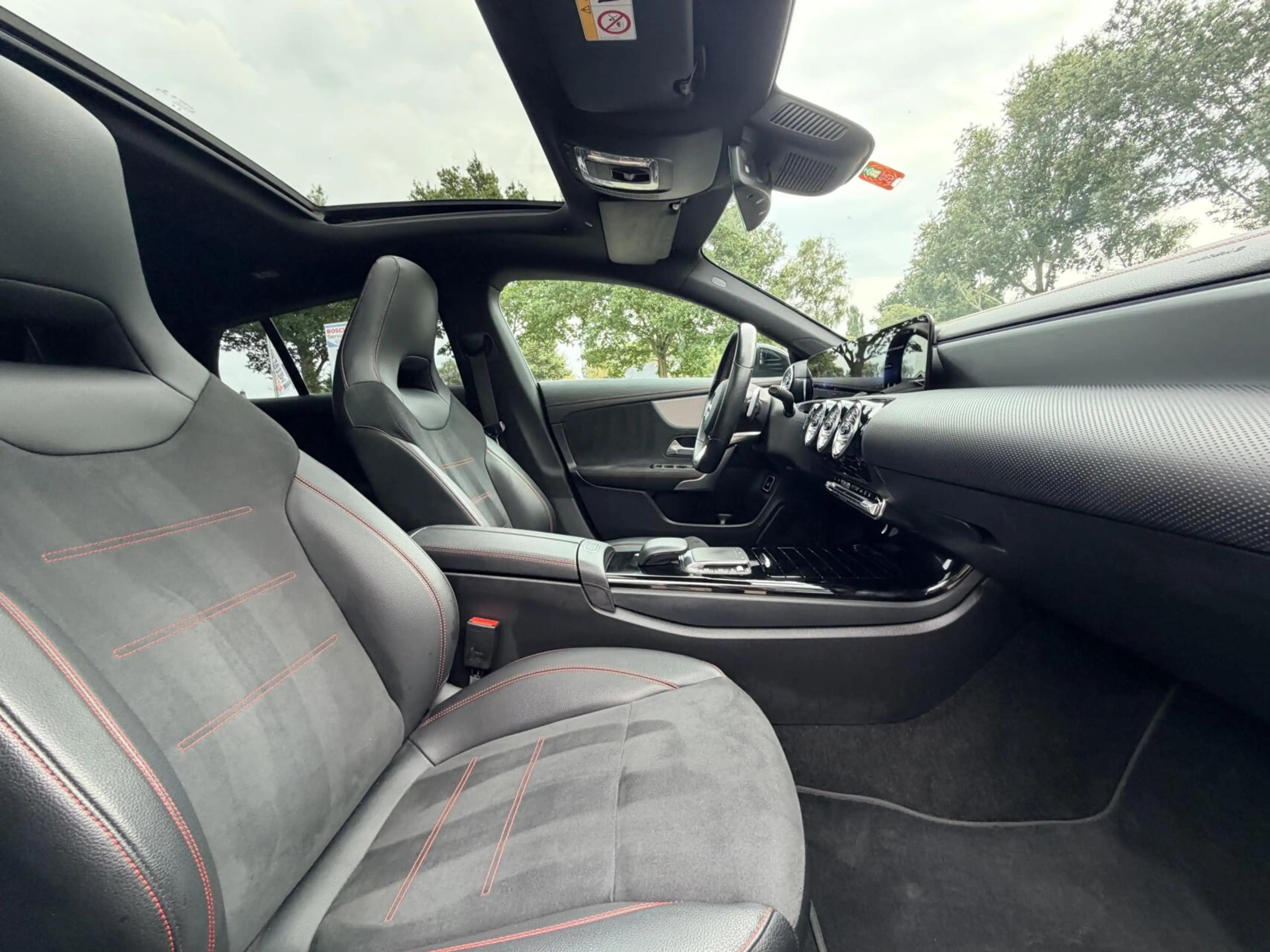 Mercedes-Benz CLA 250 Shooting Brake e AMG Line| Camera | Pano |ACC | De — photo 4