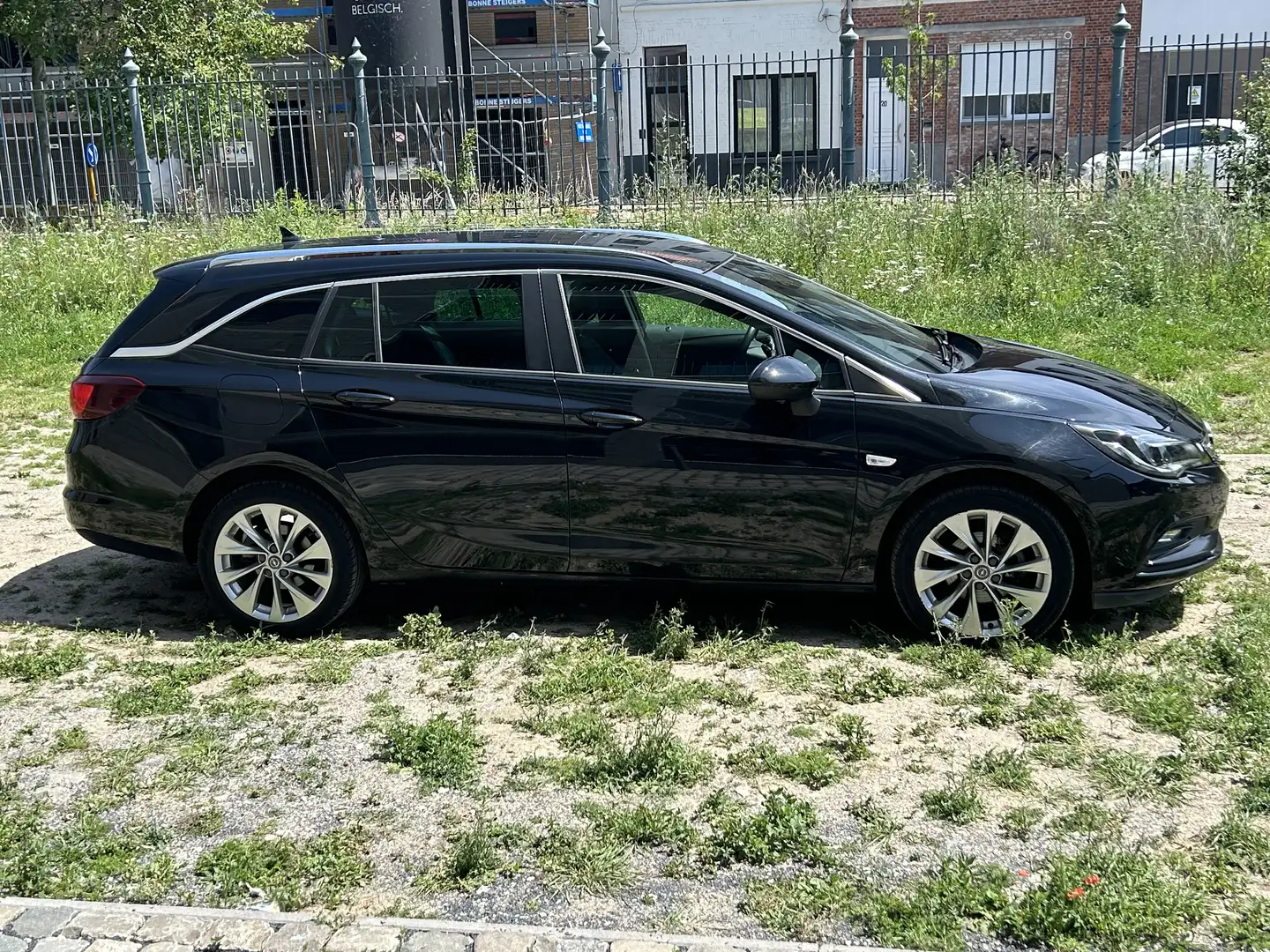 Opel Astra 1.0 Turbo Start/Stop Sports Tourer Edition - 1