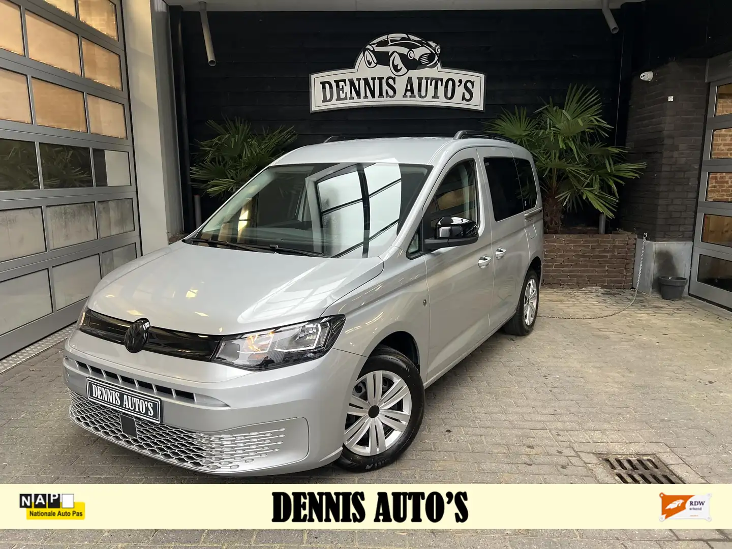 Volkswagen Caddy 1.5 TSI New Model! Apple CarPlay Zilver - 1