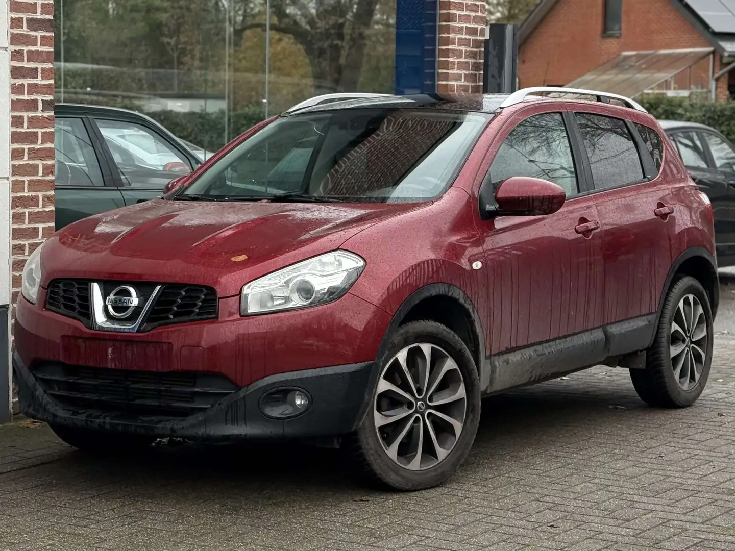 Nissan Qashqai 1.5 dCi 2WD ACENTA ÉDITION *PANO *GPS Rouge - 1