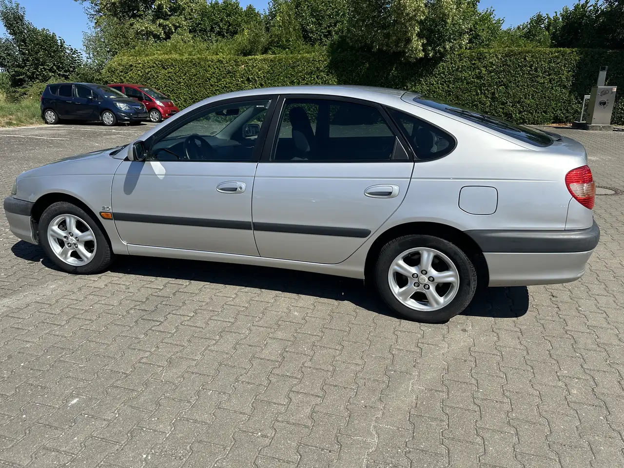 Toyota Avensis 2.0 linea sol, foto 7