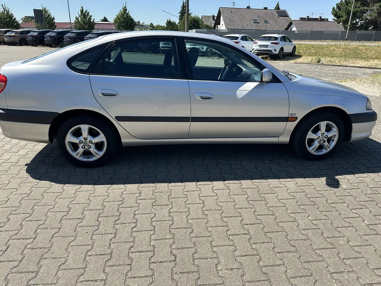 Toyota Avensis 2.0 linea sol, foto 8