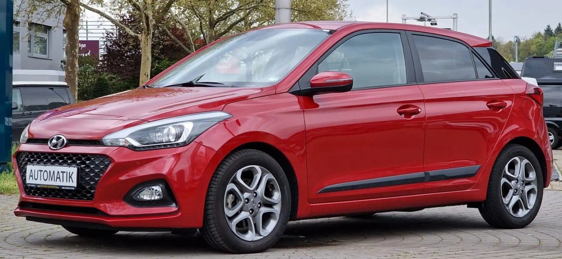 Hyundai i20 *AUTOM.*SCHECKHEFT*PDC V+H*RFK*SHZ*LHZ*2.HAND Rot - 1