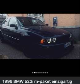 523i