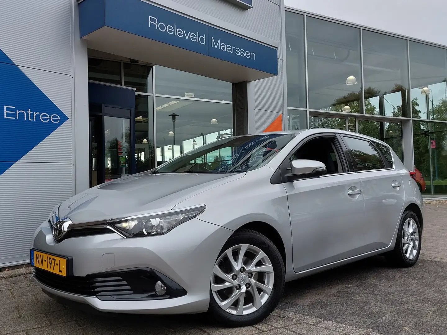Toyota Auris 1.2T 116pk Aspiration 5-Deurs | Origineel NL | 130 Grijs - 1