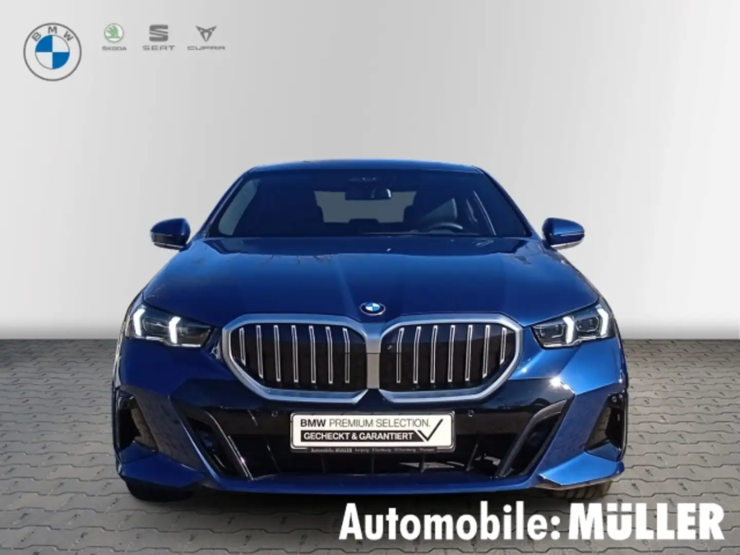 BMW 520 d Limousine*M-Sport*360°Kamera*HeadUpDis*Harman&Ka Blau - 2