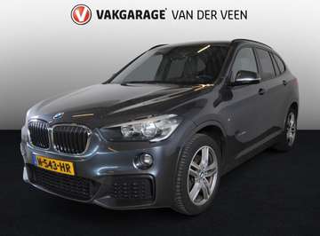 xDrive20i Cent Hi.Ex | M-Sport pakket | Trekhaak |