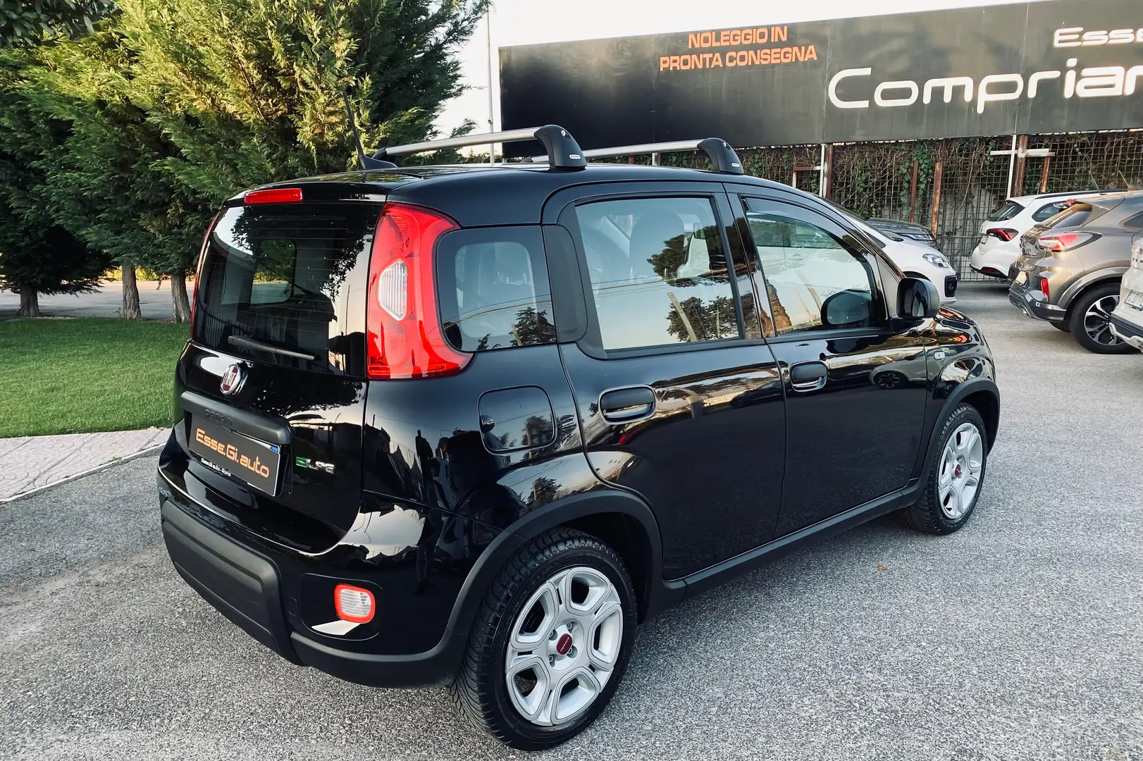 Fiat Panda LOUNGE **POSS.PACK MEDIA** VED.NOTE Zwart - 2