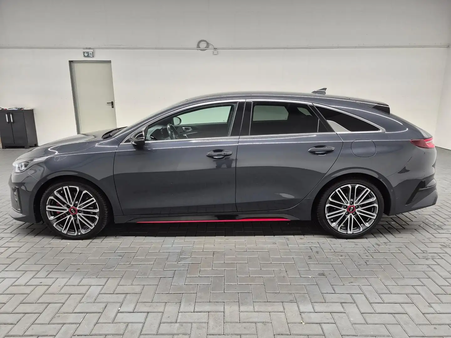 Kia ProCeed / pro_cee'd ProCee'd GT LED/Navi/SCC/4xSHZ/Kam/el.Heck/18-LM Gris - 2