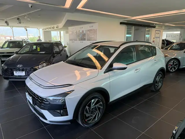 Hyundai BAYON Bayon 2024 1.0 t-gdi Business 90cv dct