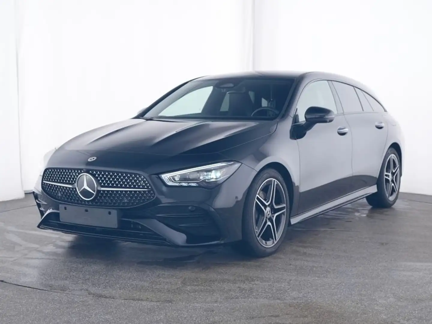 Mercedes-Benz CLA 180 AMG 360° Multibeam Night Keyless PDC Zwart - 2