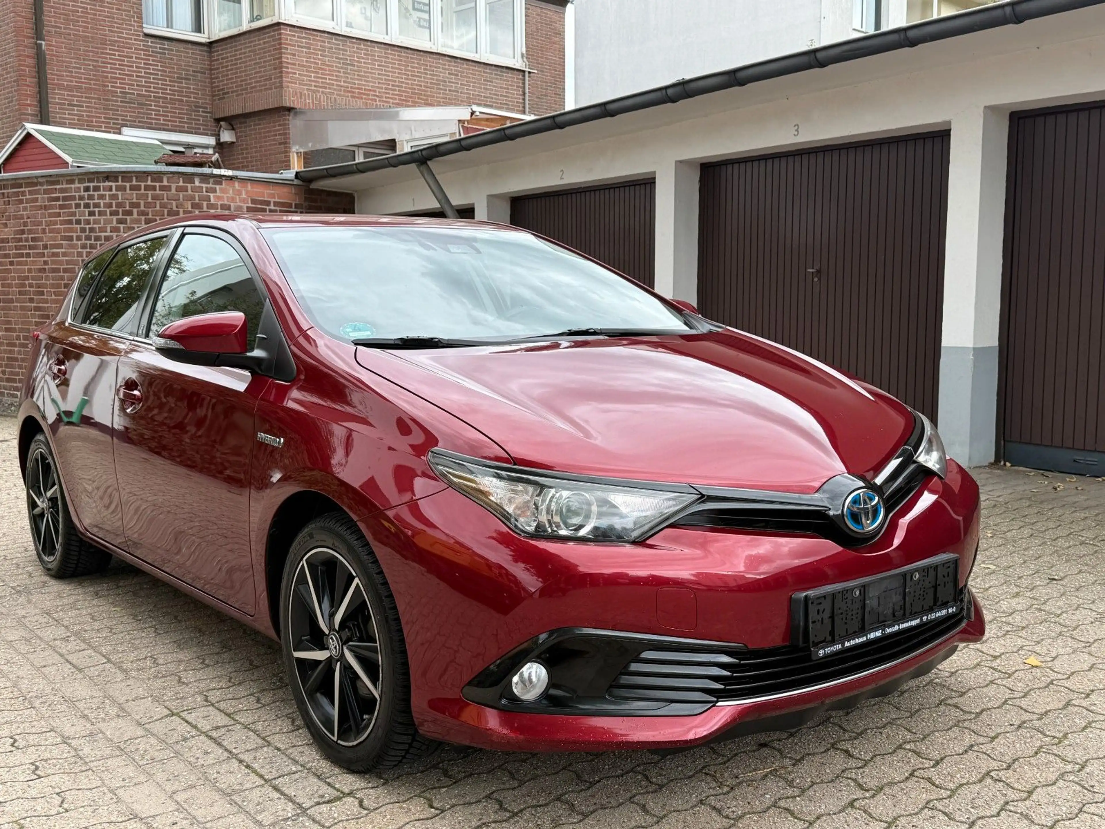 Toyota Auris 1.8l Hybrid "Team D"Navi/Kamera/AHK/SHZ — photo 2