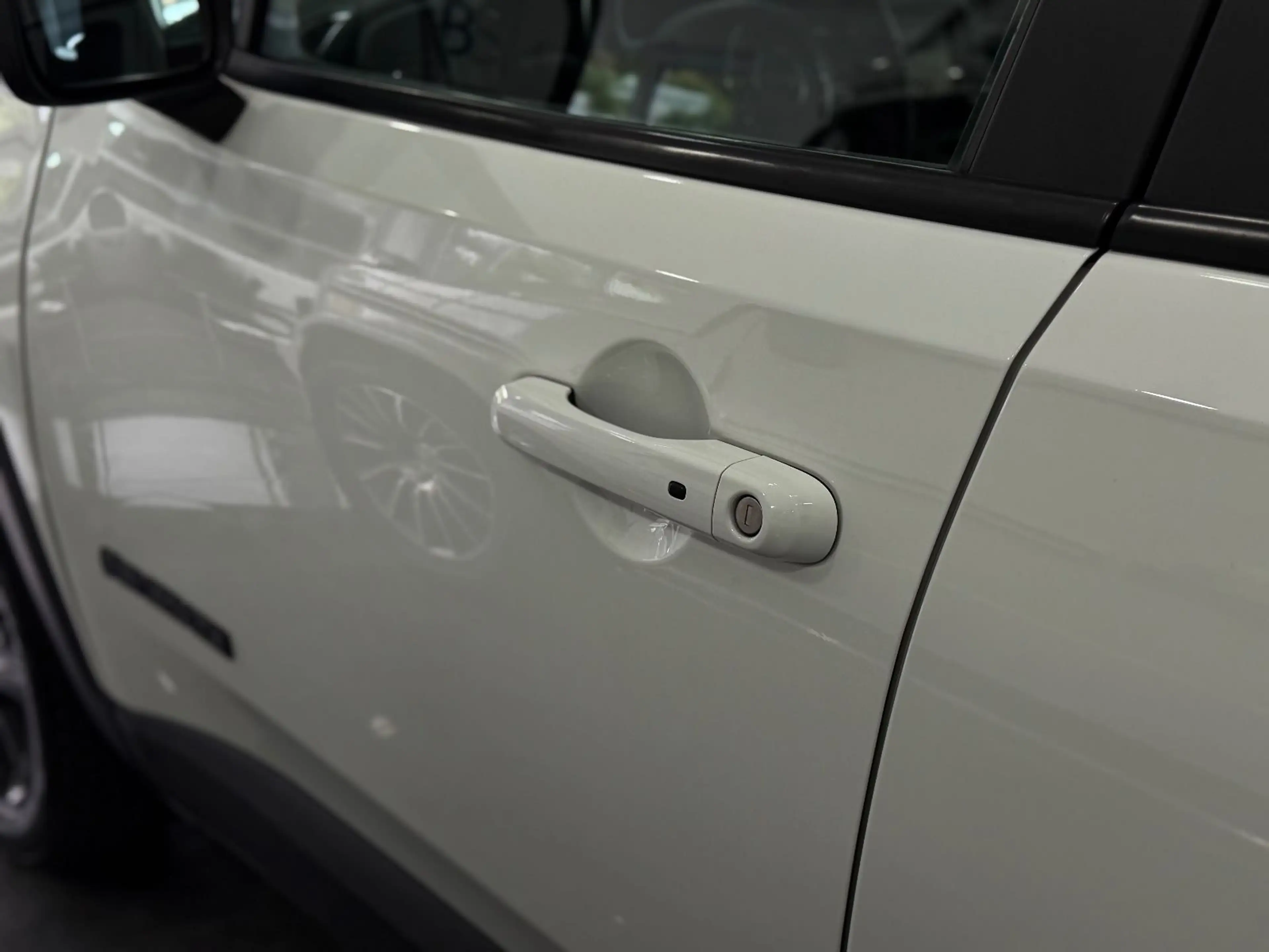 Jeep Renegade Limited 4WD/Aut./Navi/Beats/UConnect — photo 6