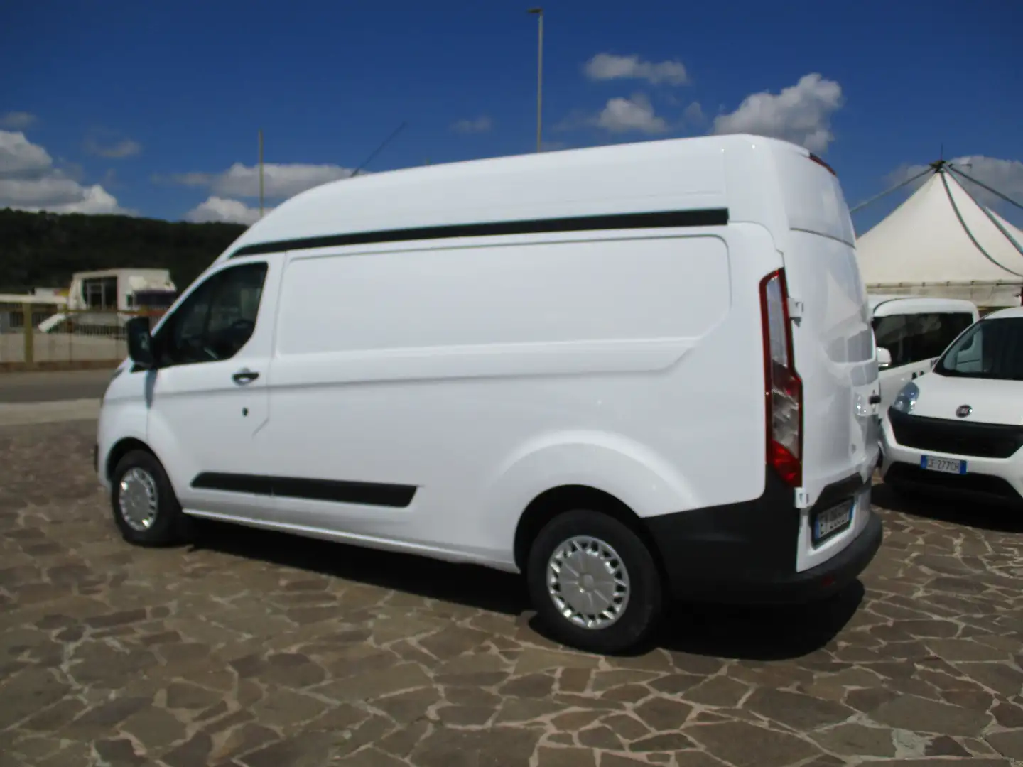 Ford Transit Custom 2.2 TDCI 125CV LUNGO ALTO L2H2 Blanco - 2