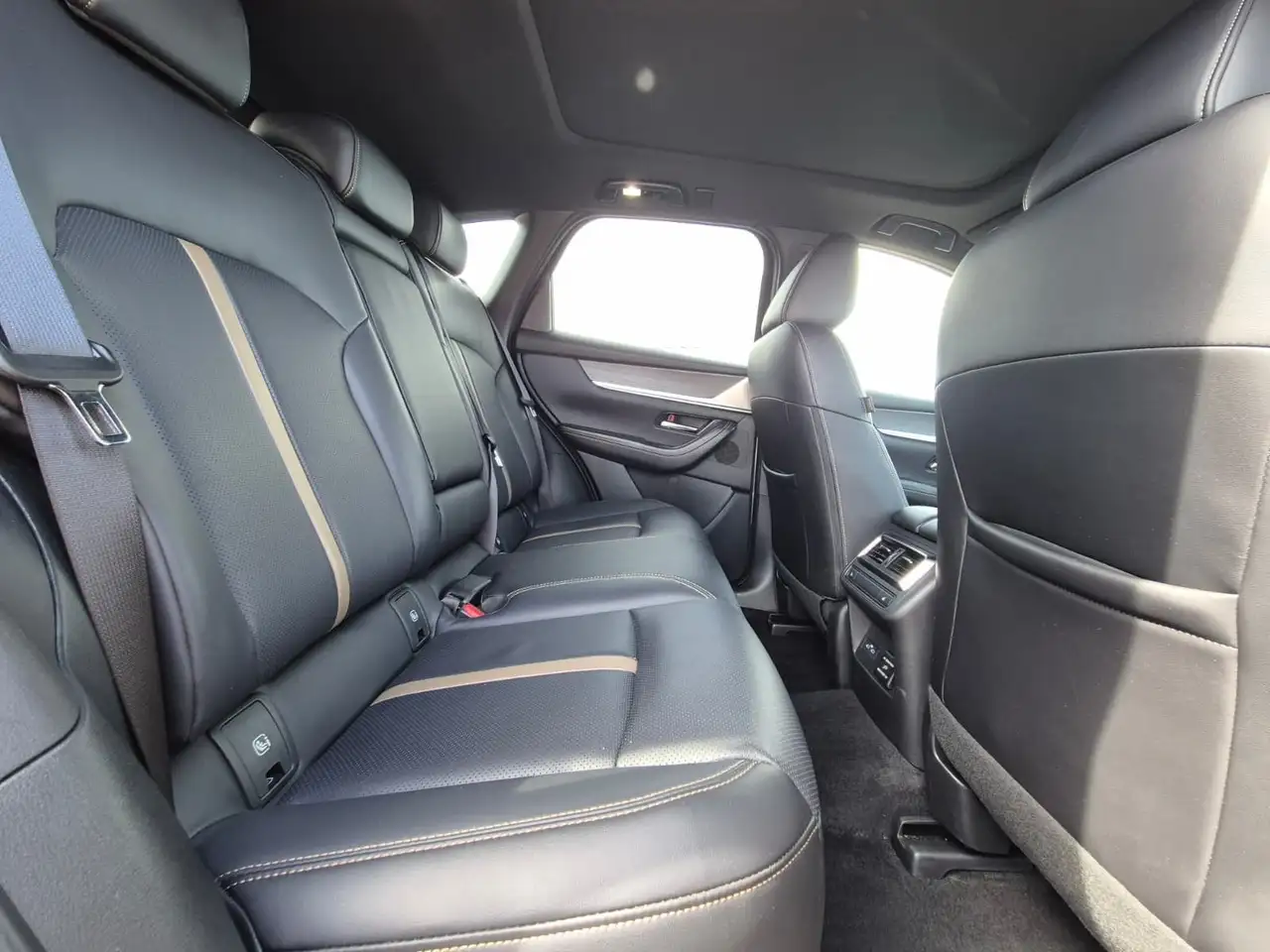 Mazda CX-60 2.5L PHEV Homura+ PANO*HUD*BOSE*360°MATRIX, миниатюра 17