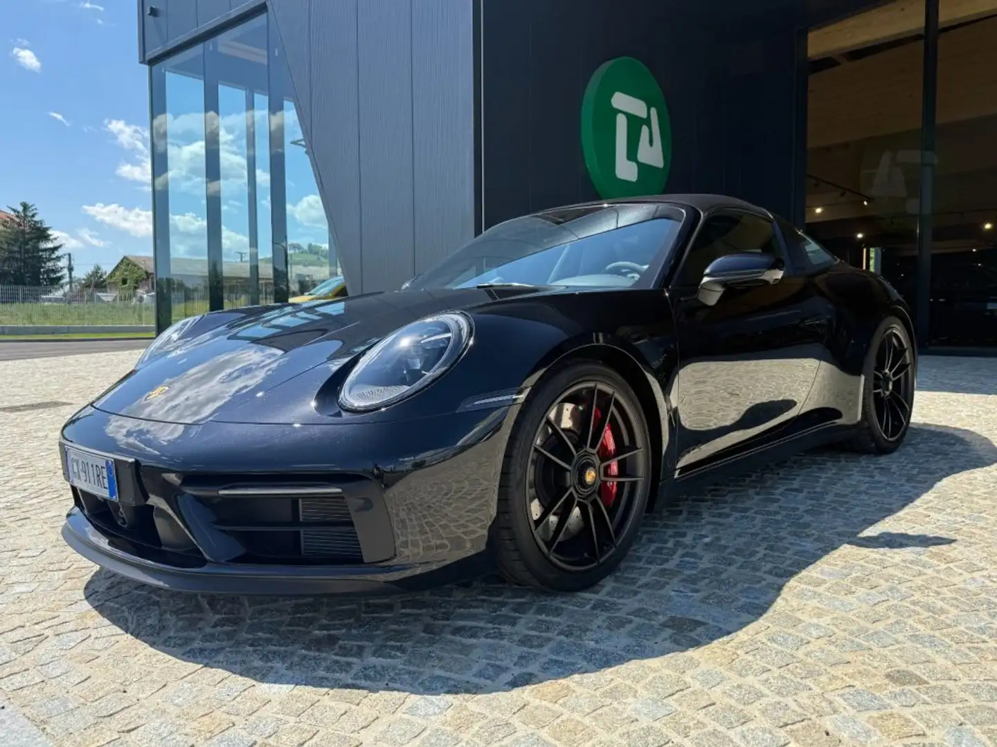 Porsche 992 Targa 4 GTS *KM 9.000* INNO/BOSE/MATRIX Nero - 2