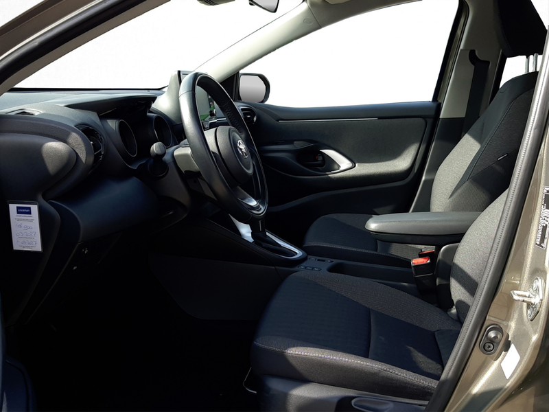 Toyota Yaris 1.5 Hybrid Dynamic | CarPlay/Android Auto | Naviga — photo 12