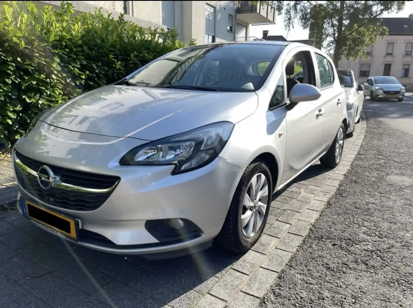 Opel Corsa 1.4 Color Edition 90 (4.75) - 1