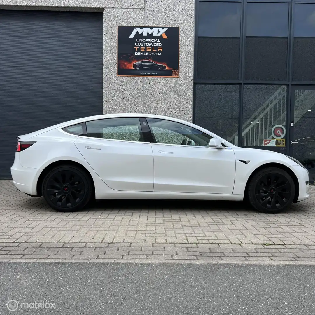 Tesla Model 3 Long Range AWD + MMX PACK Wit - 2