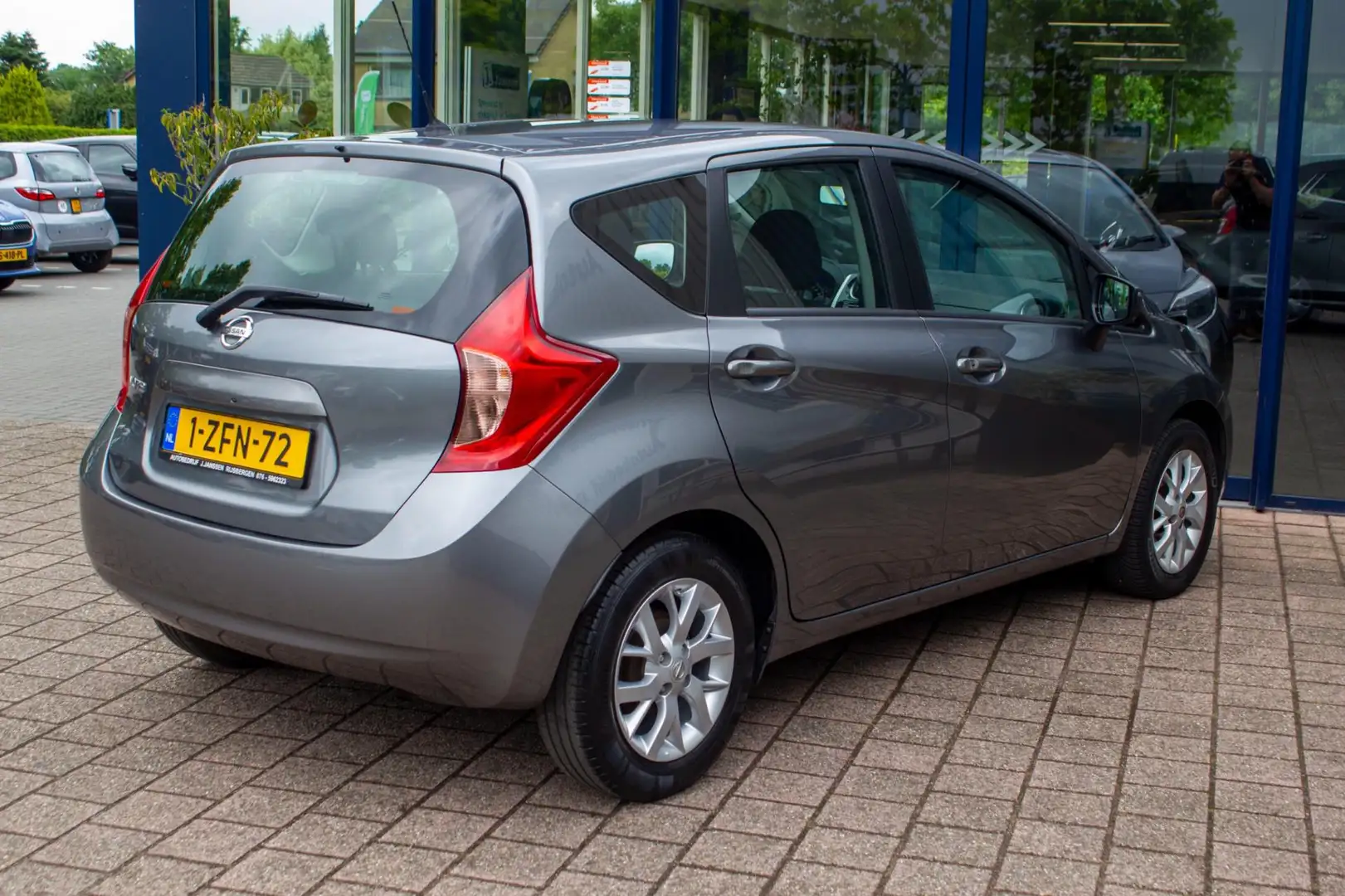 Nissan Note 1.2 Connect Edition |Prijs incl. 12 mnd garantie| Grijs - 2