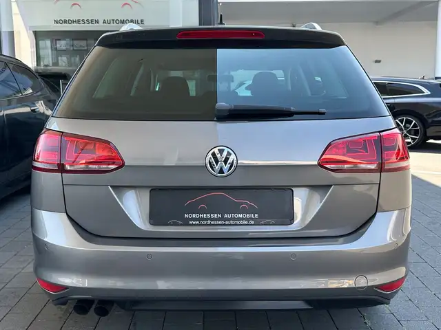 Volkswagen Golf view 7