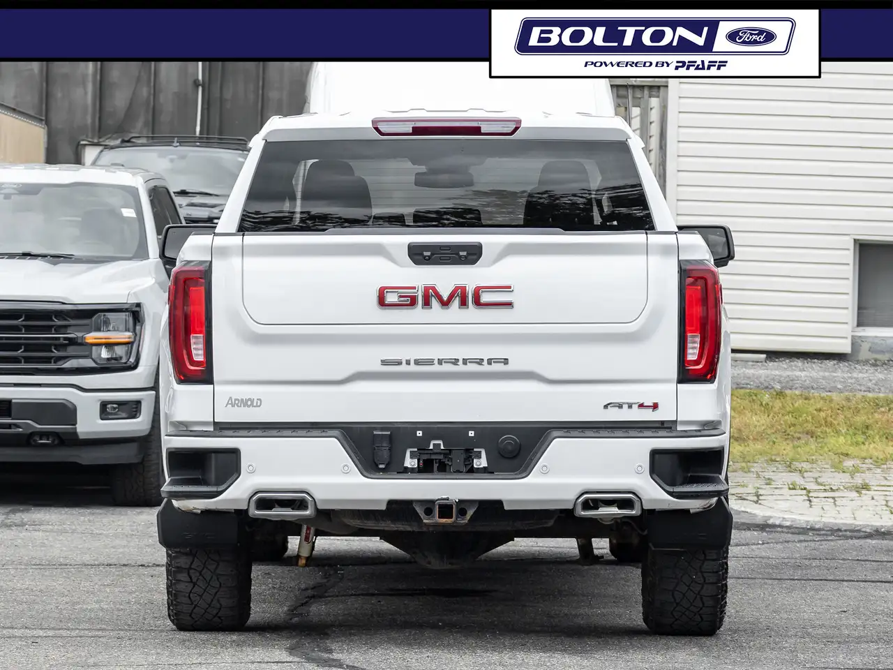 GMC Sierra 1500 снимка GMC Sierra 1500