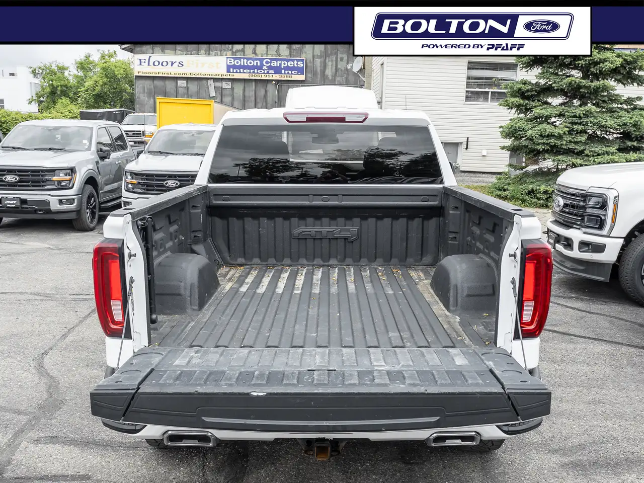 GMC Sierra 1500 снимка GMC Sierra 1500