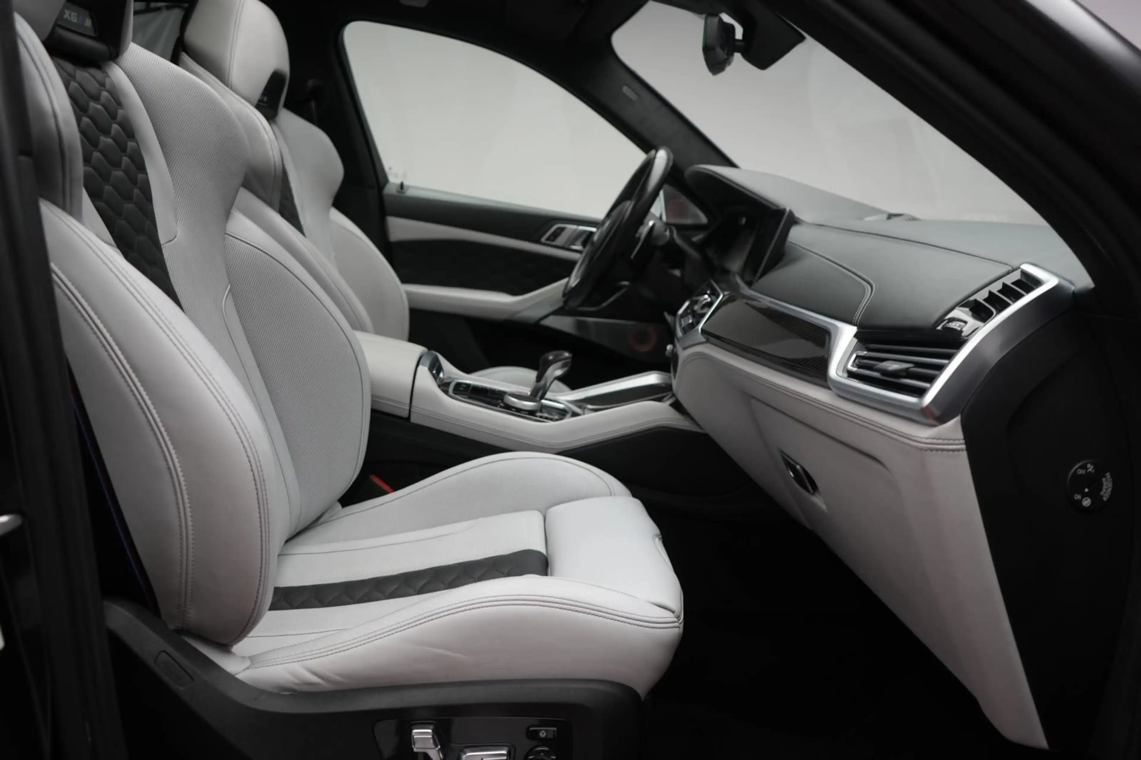 BMW X6 M Competition Laser/HUD/Skytop/B&W — photo 6