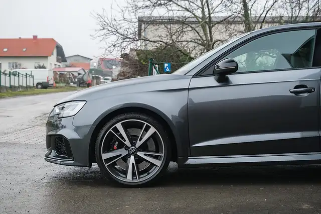 Audi RS3 SB 2,5 TFSI quattro S-tronic/MATRIX/PANO/VIRTUA... Ansicht 5