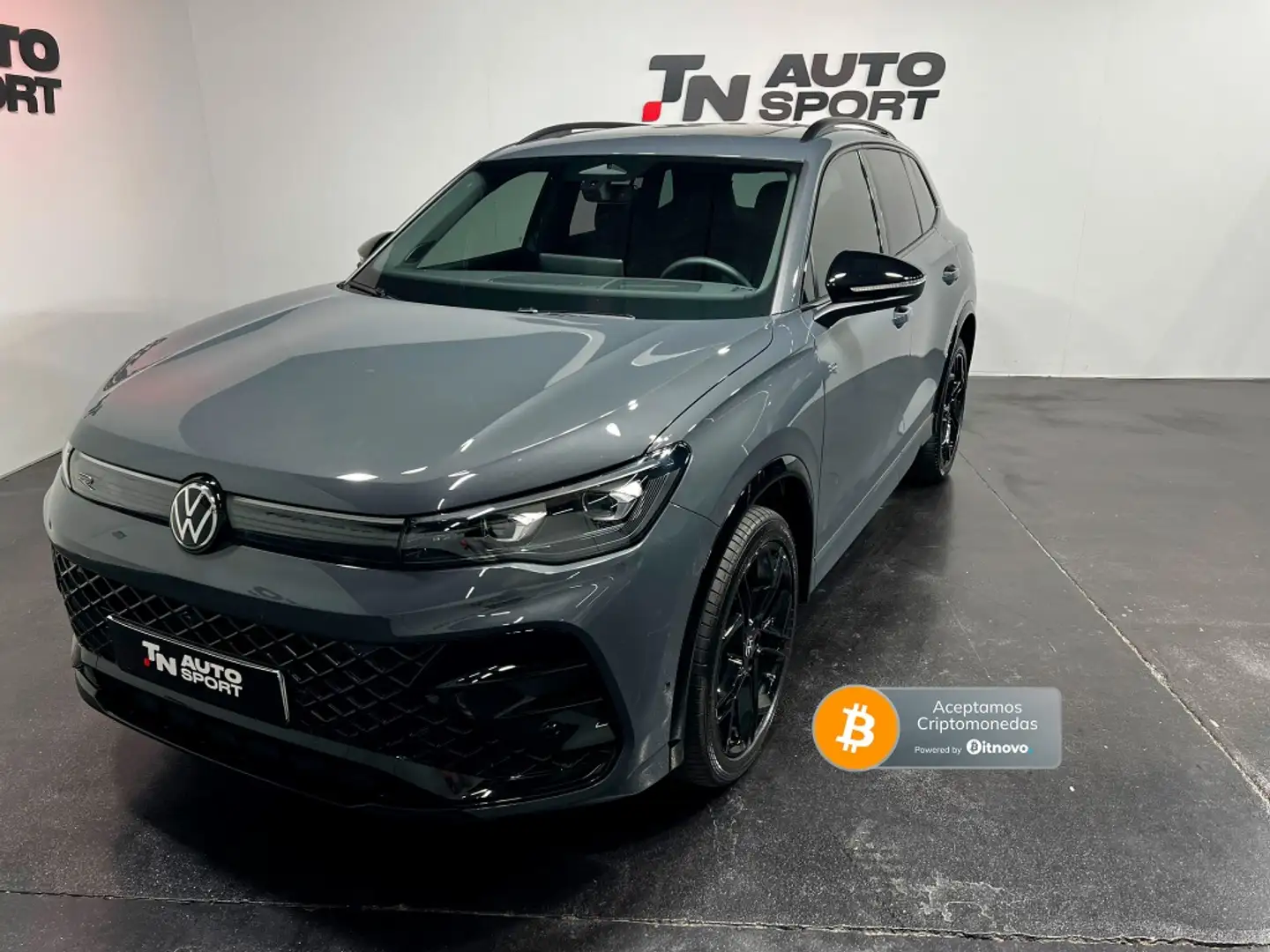 Volkswagen Tiguan 2.0TDI R-Line 4Motion DSG 142kW Gris - 1