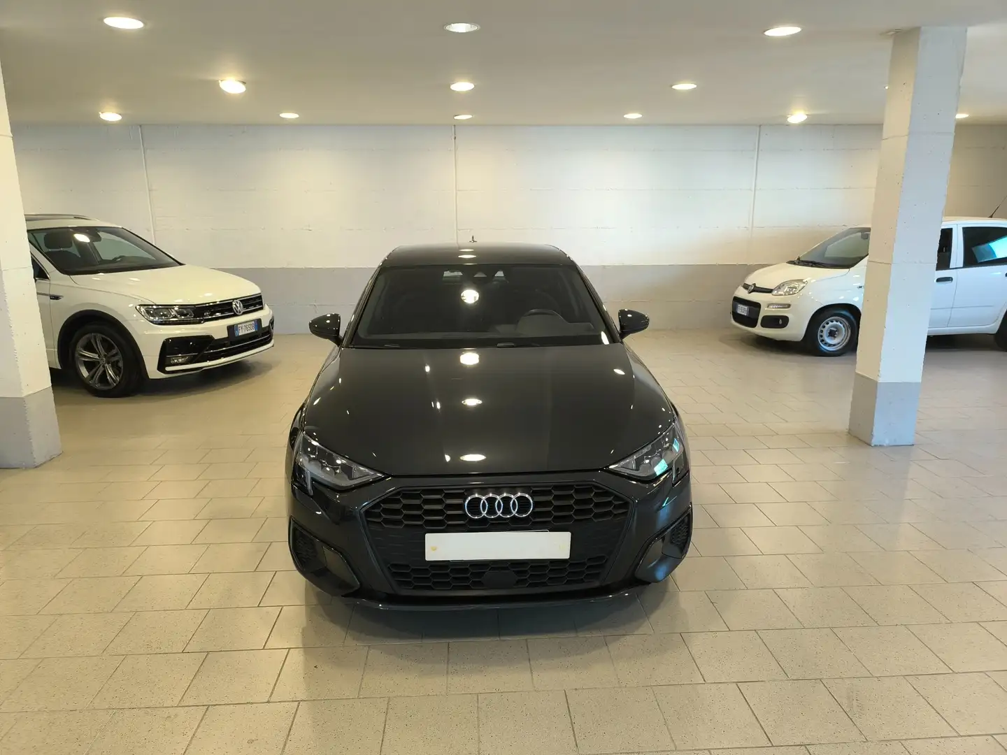 Audi A3 A3 IV 2020 Sportback Sportback 35 2.0 tdi-s tronic Gris - 1
