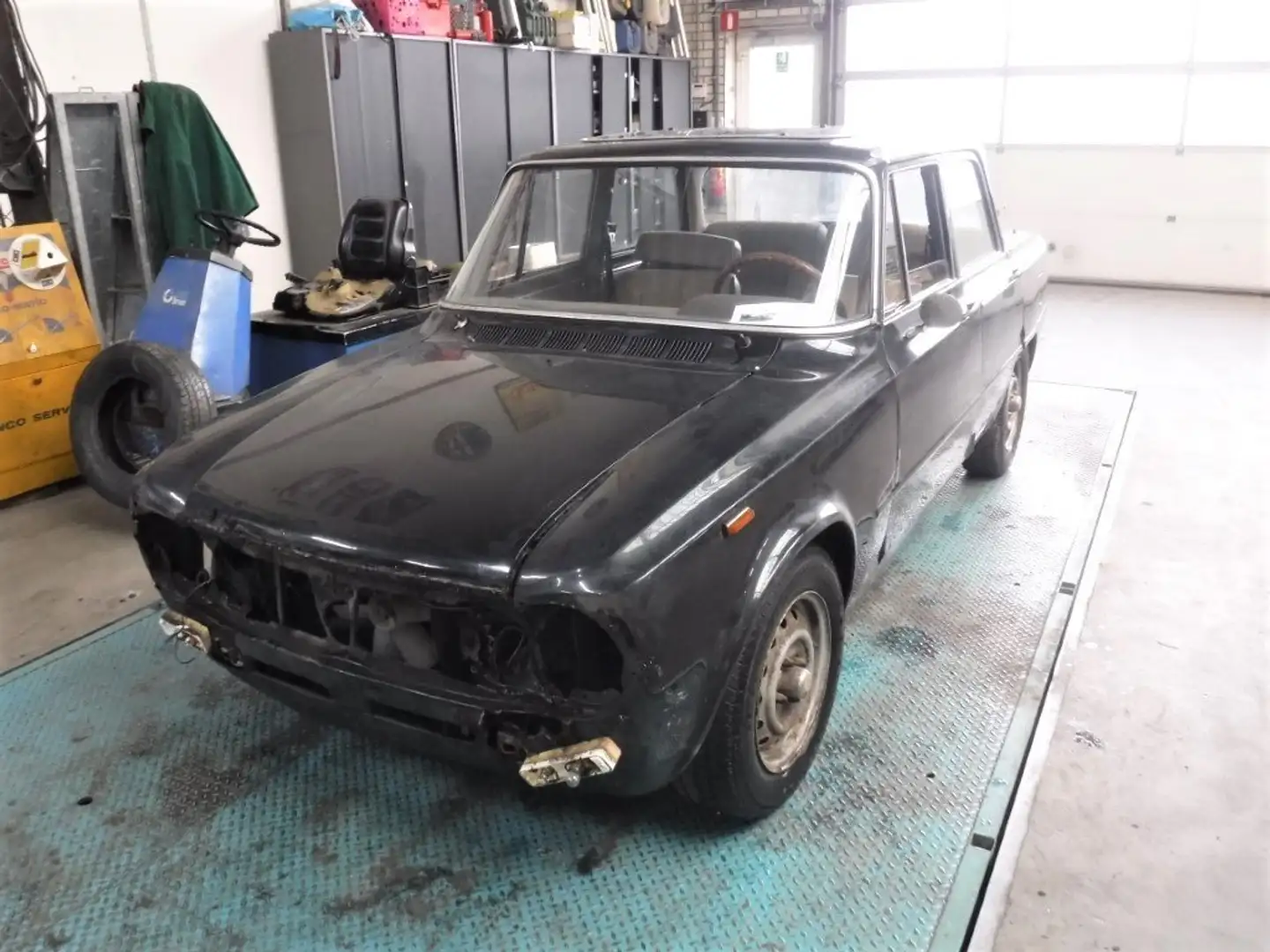 Alfa Romeo Giulia 2000cc  "to restore" Grijs - 1