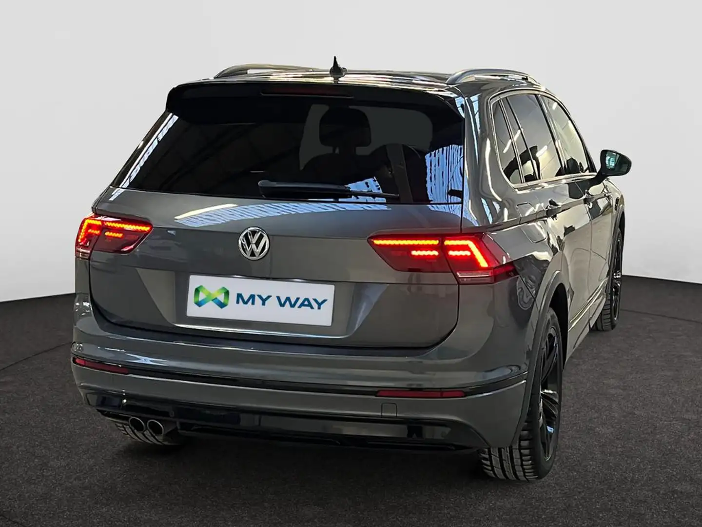 Volkswagen Tiguan Platinum 2.0 TDI SCR 4MOTION 110 kW (150 ch) 6 vitesses manuel Gris - 2