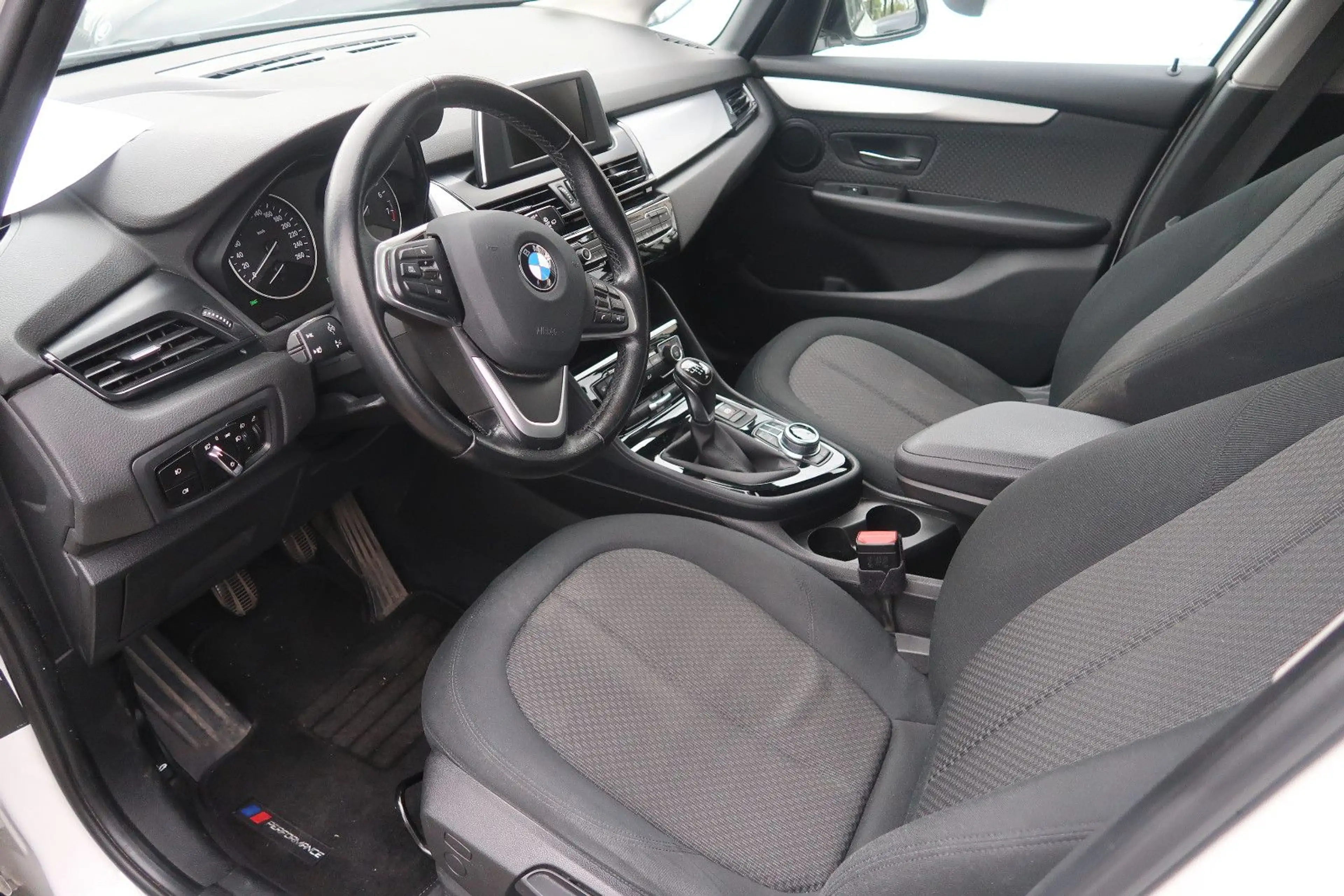 BMW 216 *NAVI *KLIMATRONIK *AHK *ALU — photo 9