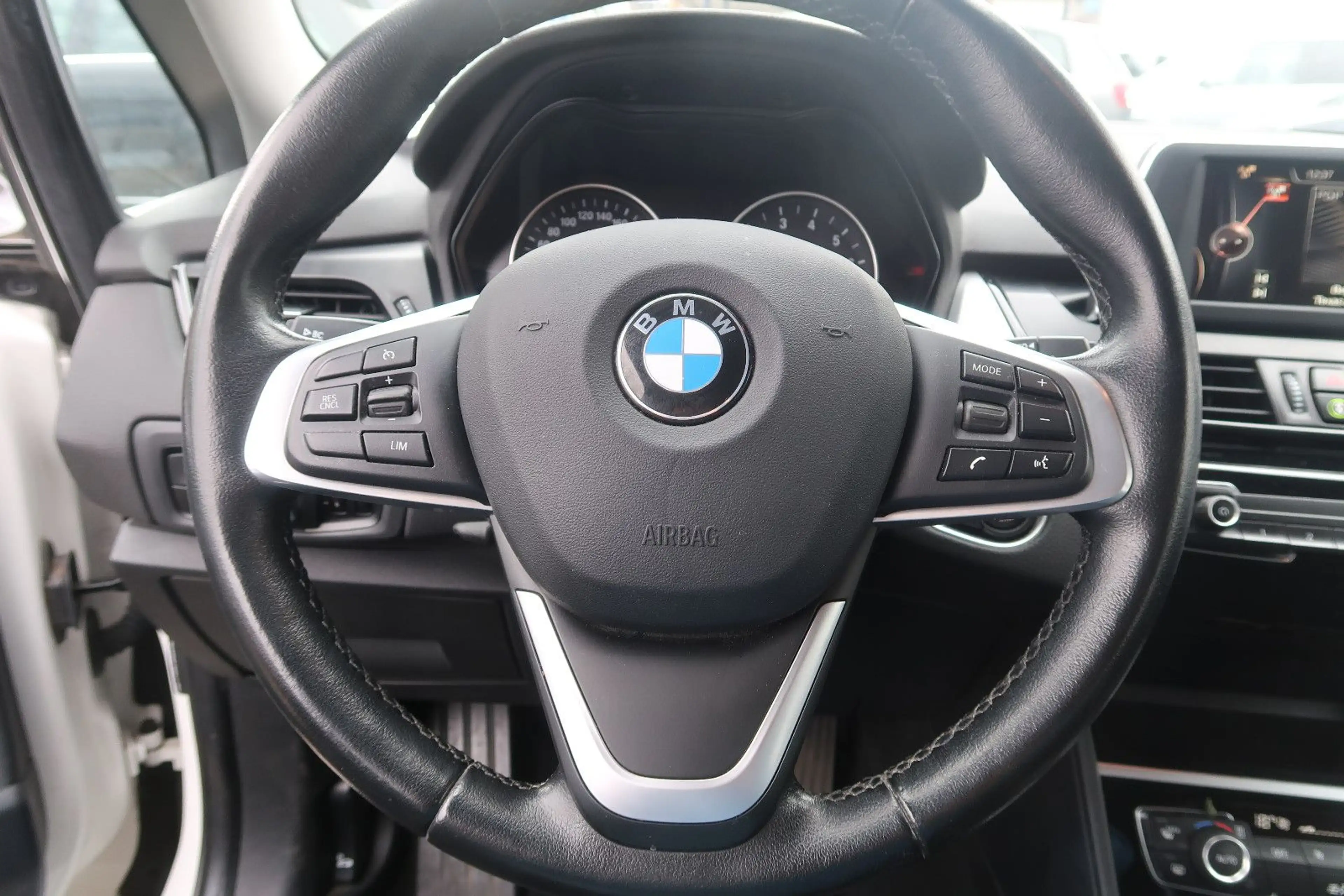 BMW 216 *NAVI *KLIMATRONIK *AHK *ALU — photo 13
