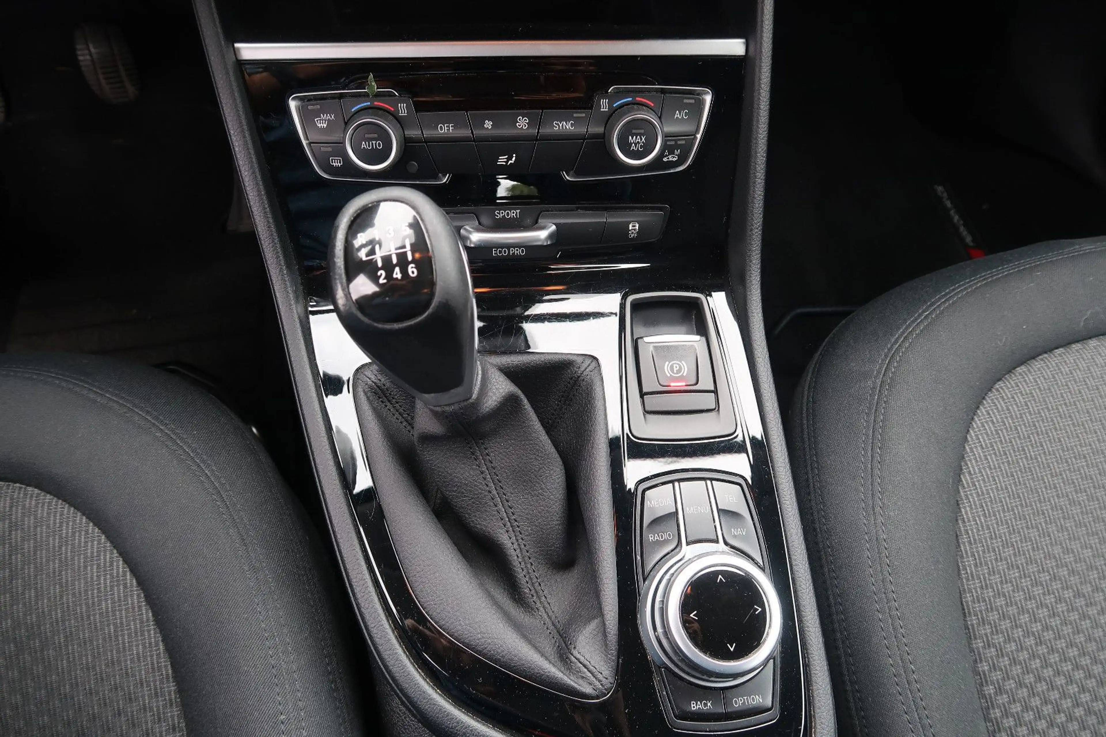 BMW 216 *NAVI *KLIMATRONIK *AHK *ALU — photo 12