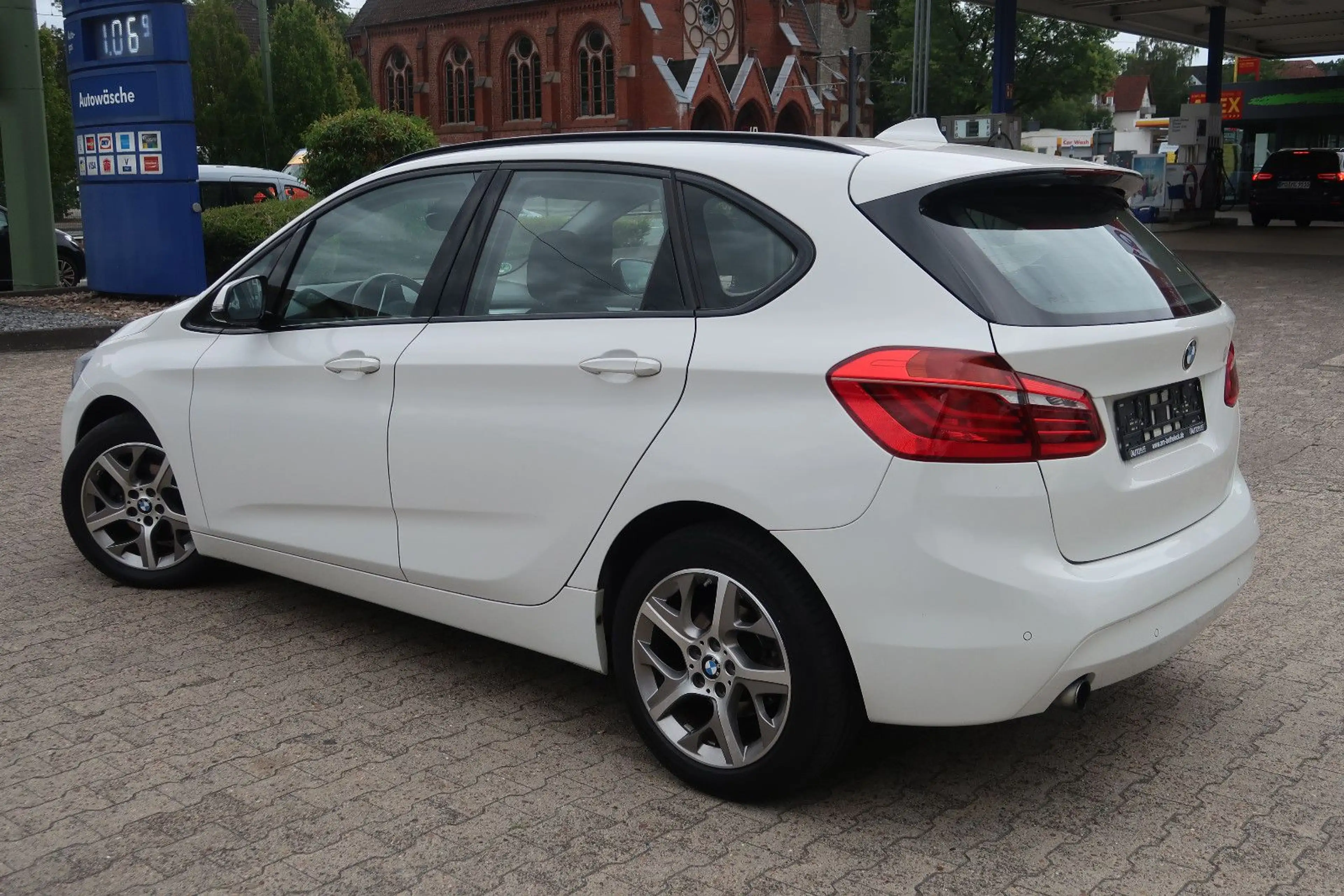 BMW 216 *NAVI *KLIMATRONIK *AHK *ALU — photo 5