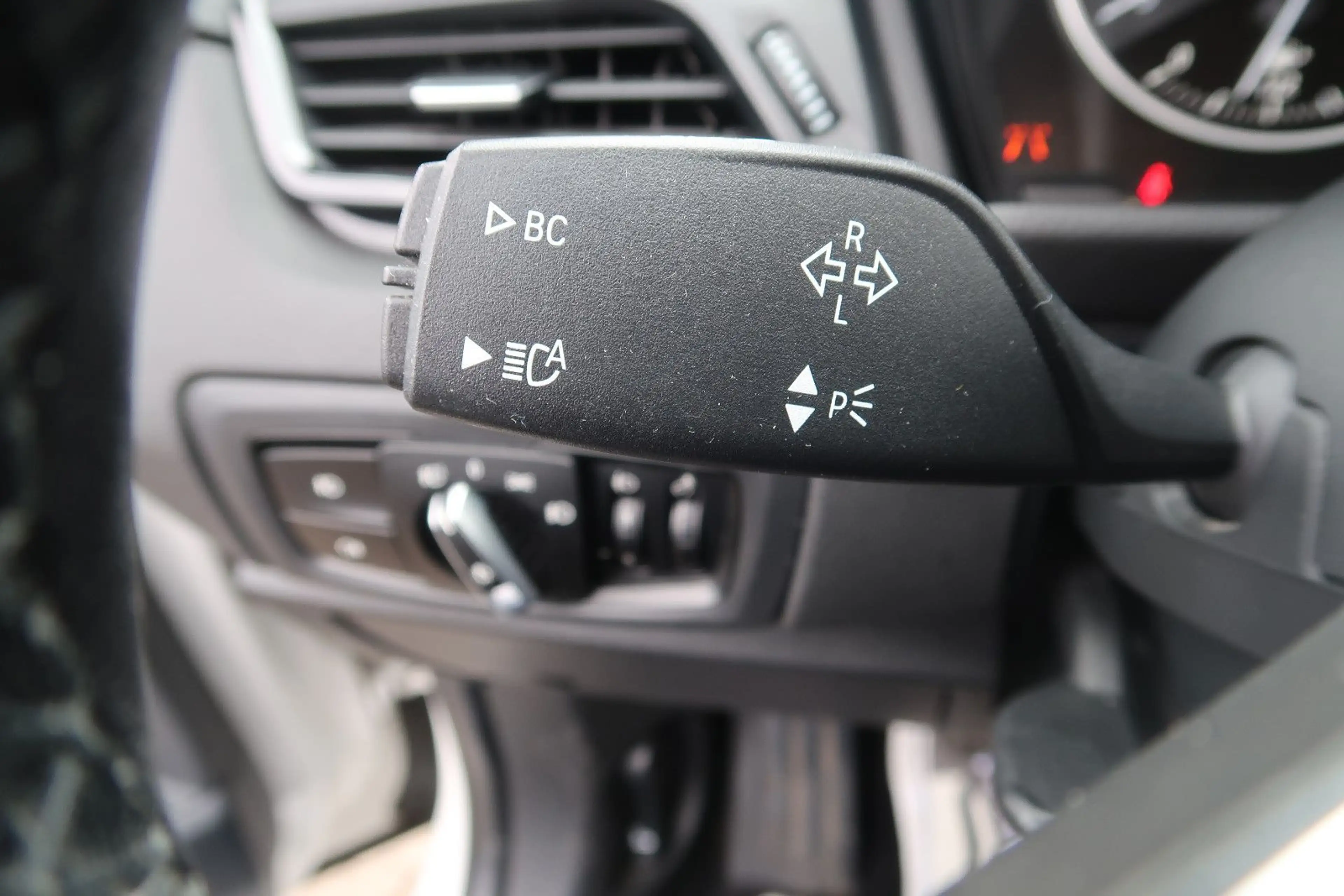 BMW 216 *NAVI *KLIMATRONIK *AHK *ALU — photo 15