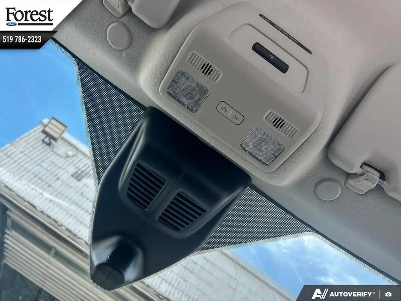 Ford Transit Cargo Van снимка Ford Transit Cargo Van