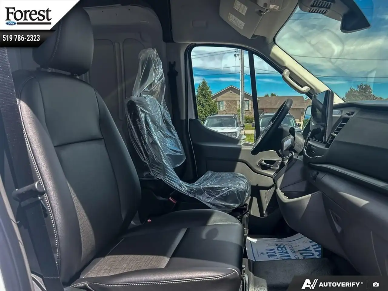 Ford Transit Cargo Van снимка Ford Transit Cargo Van