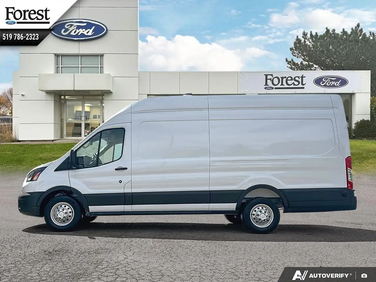 Ford Transit Cargo Van снимка Ford Transit Cargo Van