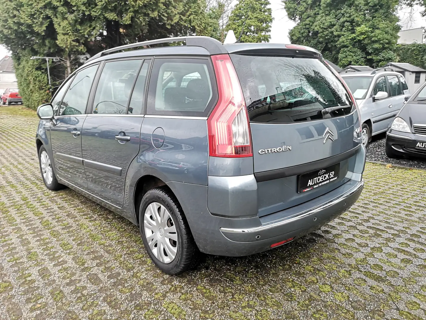 Citroen Grand C4 Picasso 1.6 Tendance* 7 Sitzer * PDC * TÜV/AU 02-2028 * Grau - 2
