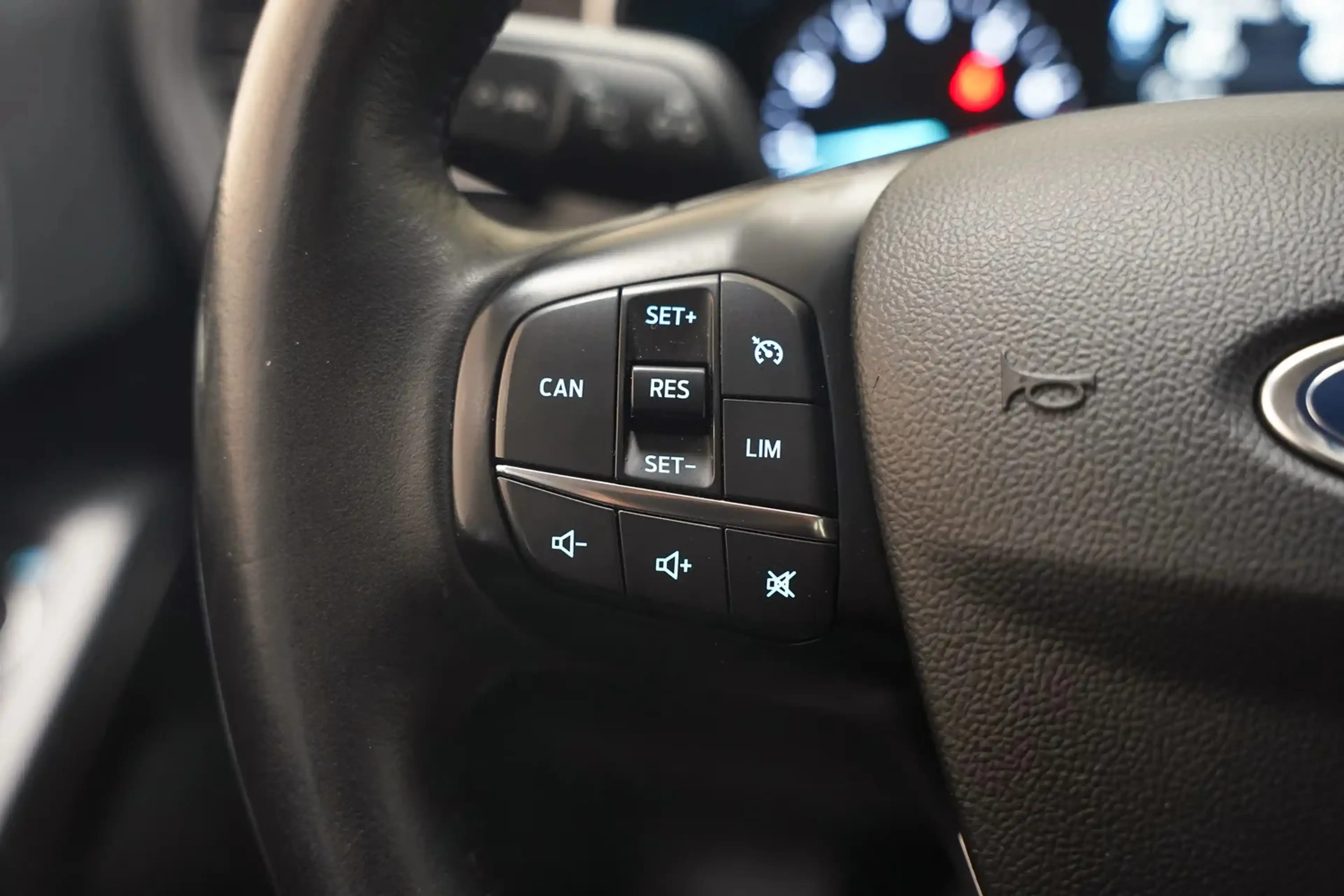 Ford Focus 1.0 EcoBoost Trend Business [ Navi Camera Apple Ca — photo 15