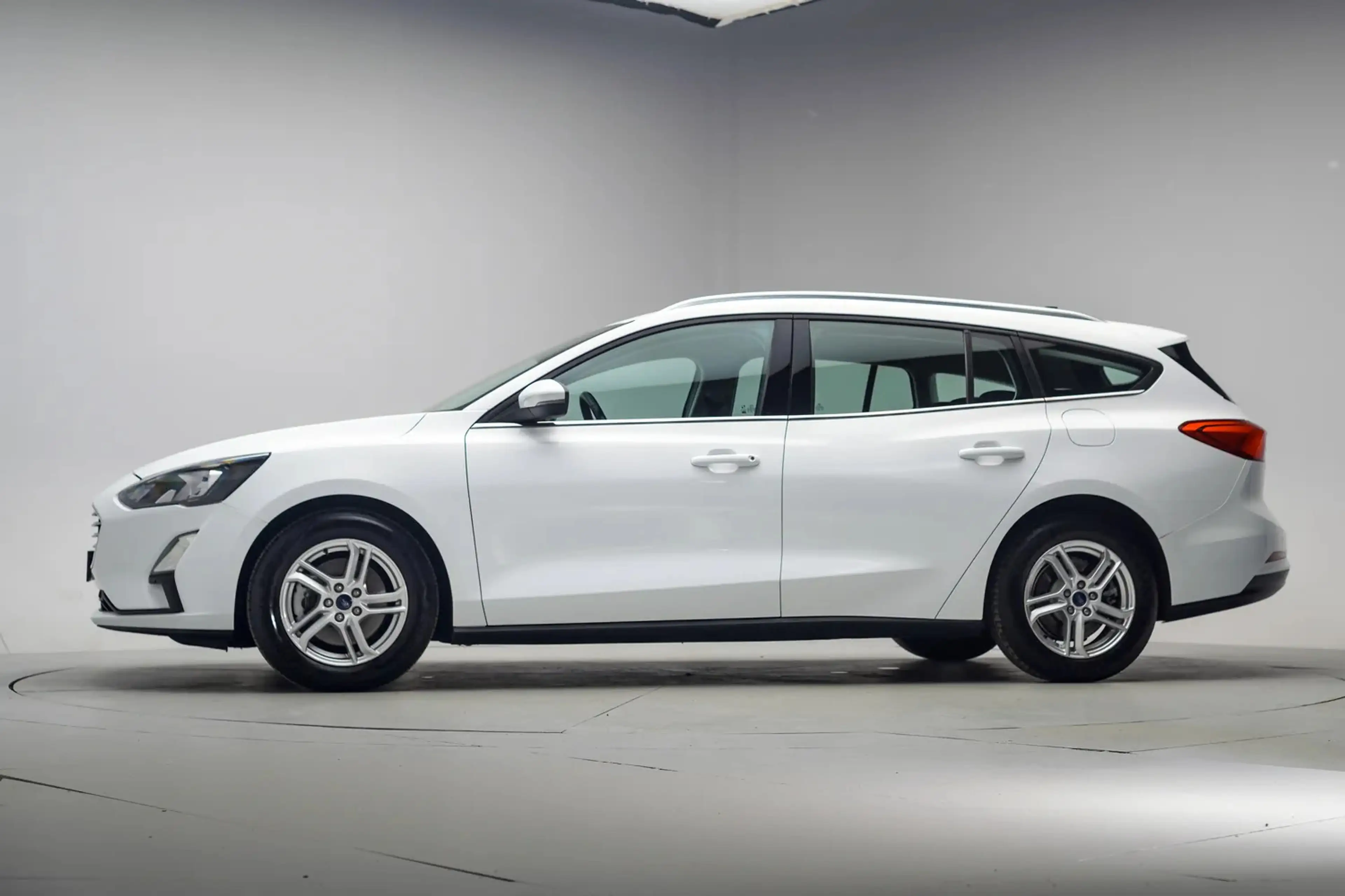 Ford Focus 1.0 EcoBoost Trend Business [ Navi Camera Apple Ca — photo 2