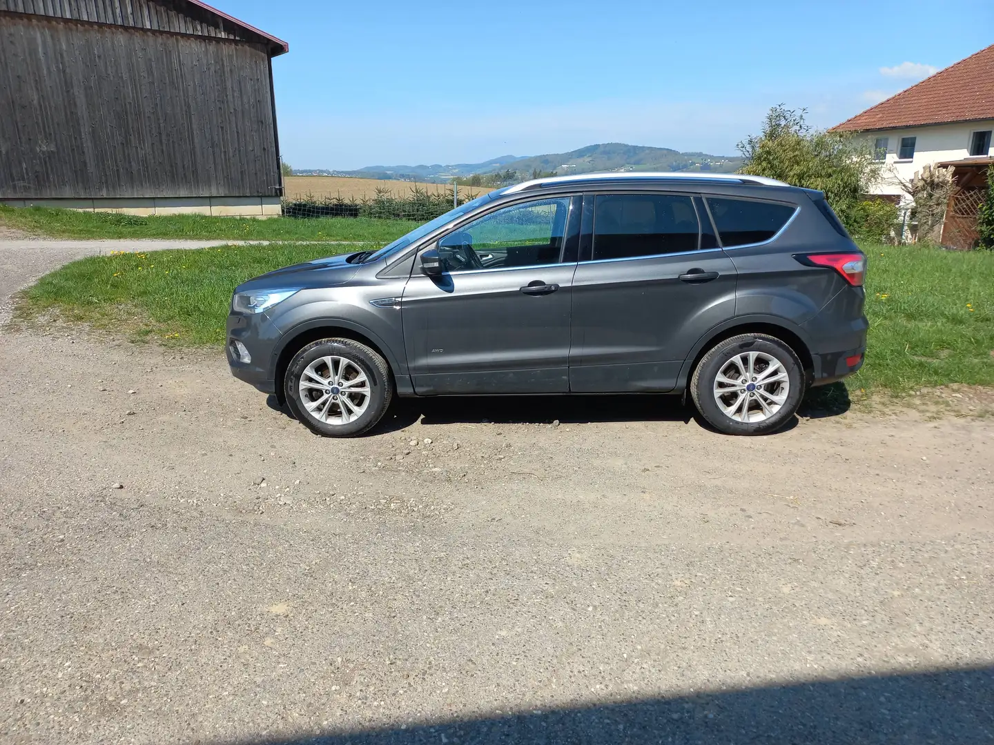 Ford Kuga Kuga 2,0 TDCi Titanium AWD Titanium Grau - 2