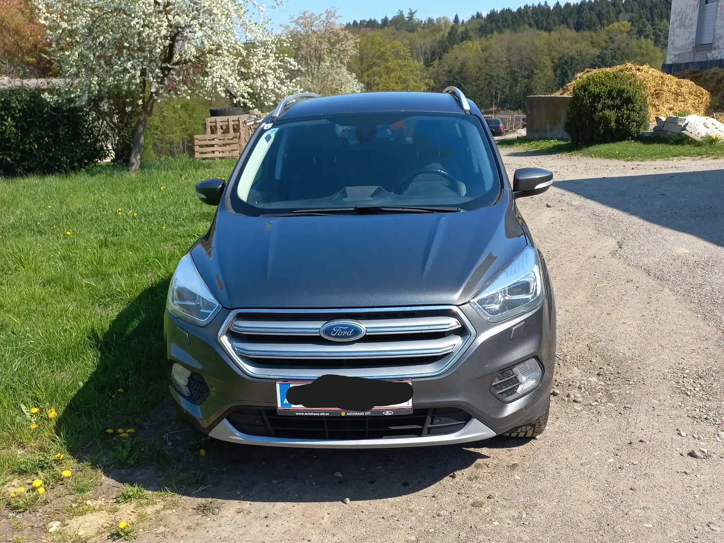 Ford Kuga Kuga 2,0 TDCi Titanium AWD Titanium Grau - 1